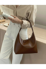 BLAZE Soft Deri Görünümlü Kadın El Kol ve Omuz Çantası Modern Minimal Hobo Çanta - Kahverengi